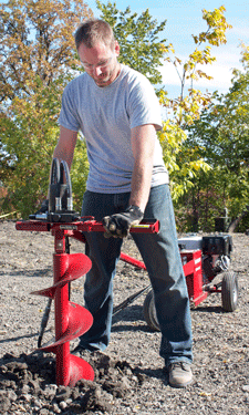Hydraulic and mechanical earth drills look similar but excel in different applications.