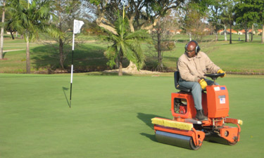 Golf course managers and superintendents share their equipment wish lists and purchasing plans for 2013.